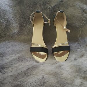 Elegant Black and Gold Women's Sandals